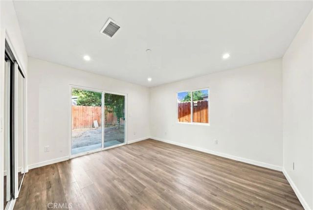 9577 Maie, Los Angeles, CA 90002