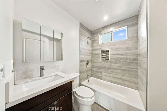 9577 Maie, Los Angeles, CA 90002