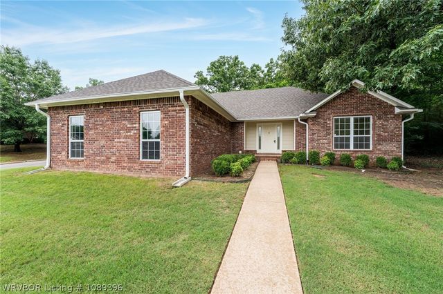 1427 Christopher Street, Lavaca, AR 72941
