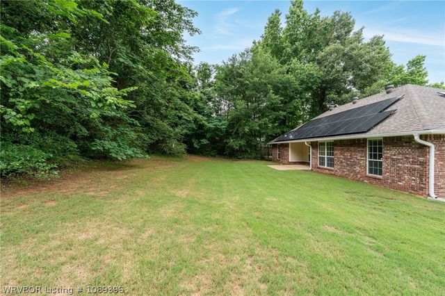 1427 Christopher Street, Lavaca, AR 72941