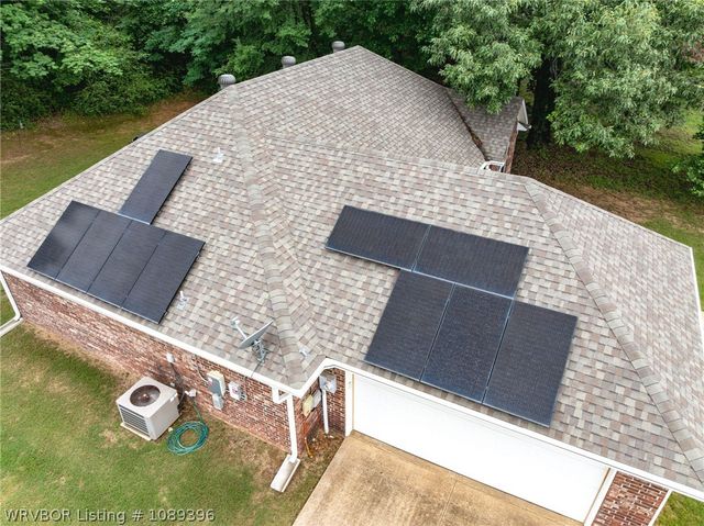 1427 Christopher Street, Lavaca, AR 72941