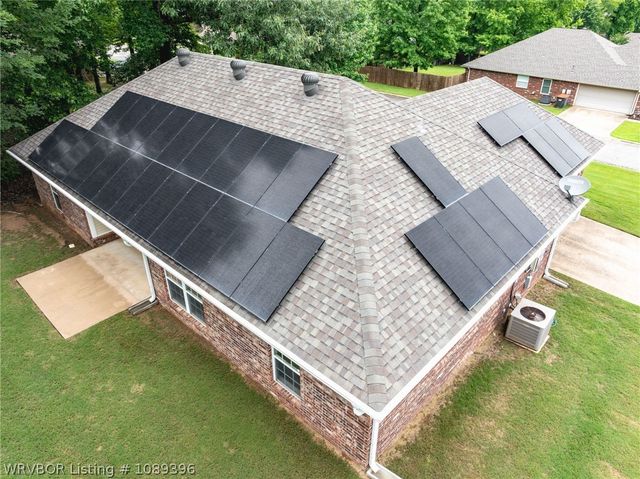 1427 Christopher Street, Lavaca, AR 72941