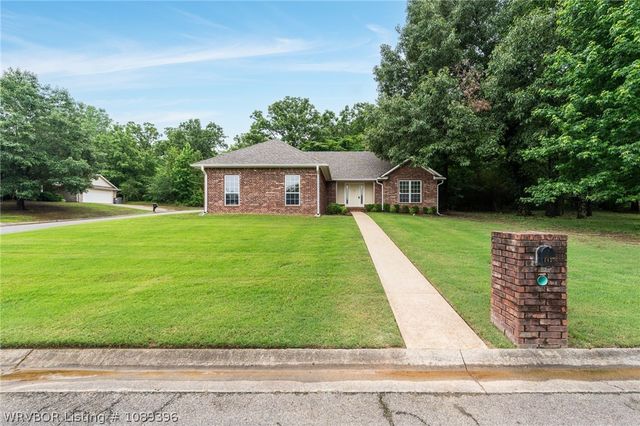 1427 Christopher Street, Lavaca, AR 72941