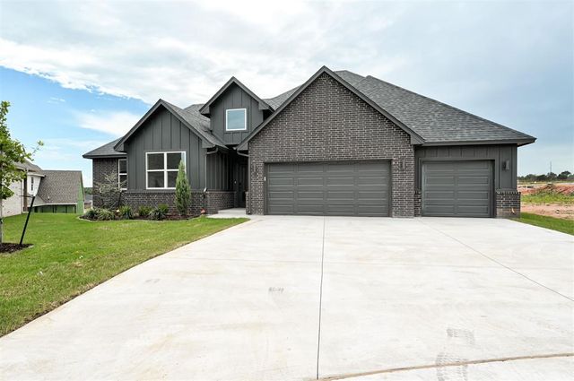 6016 Kinnick Drive, Edmond, OK 73034