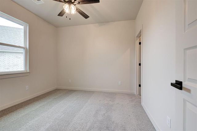 6016 Kinnick Drive, Edmond, OK 73034