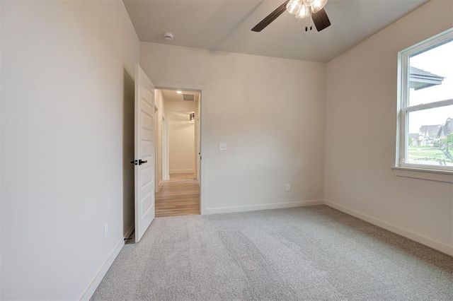 6016 Kinnick Drive, Edmond, OK 73034