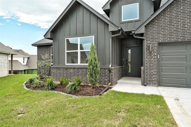 6016 Kinnick Drive, Edmond, OK 73034