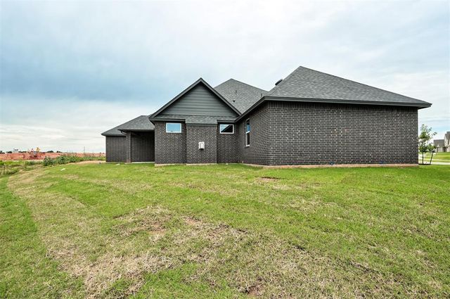 6016 Kinnick Drive, Edmond, OK 73034