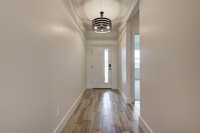 6016 Kinnick Drive, Edmond, OK 73034