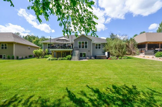 1126 Folkestone Drive, Green Bay, WI 54313