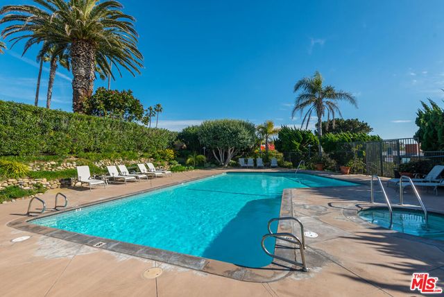6766 Las Olas Way, Malibu, CA 90265