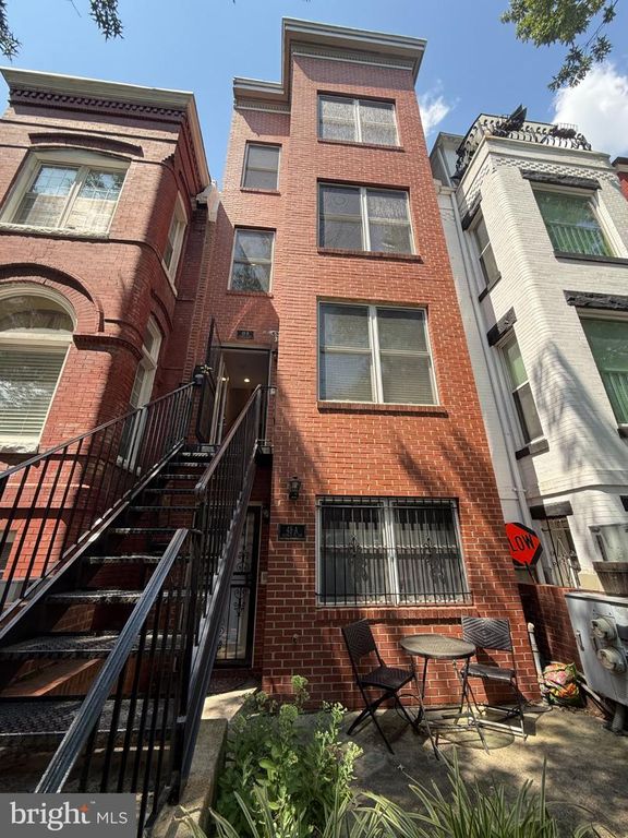 49 QUINCY PL NW, Washington, DC 20002