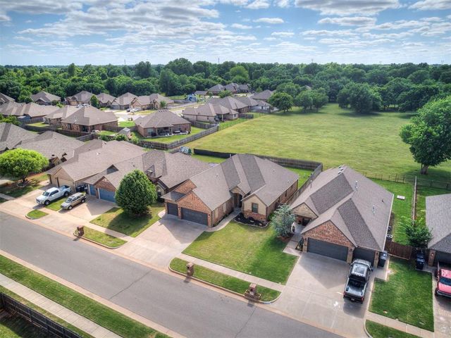 2513 Wayne Cutt Avenue, Yukon, OK 73099