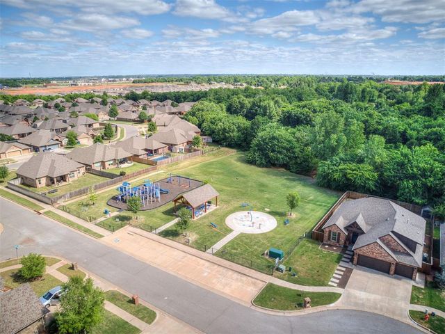 2513 Wayne Cutt Avenue, Yukon, OK 73099
