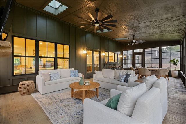 290 Walnutwood Trail, Roswell, GA 30075