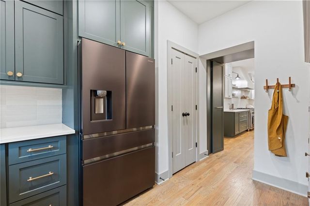 290 Walnutwood Trail, Roswell, GA 30075
