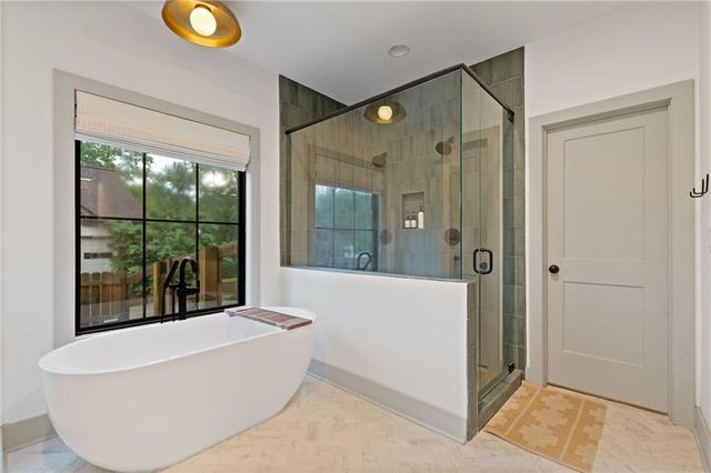 290 Walnutwood Trail, Roswell, GA 30075