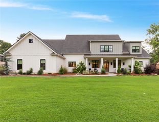 290 Walnutwood Trail, Roswell, GA 30075