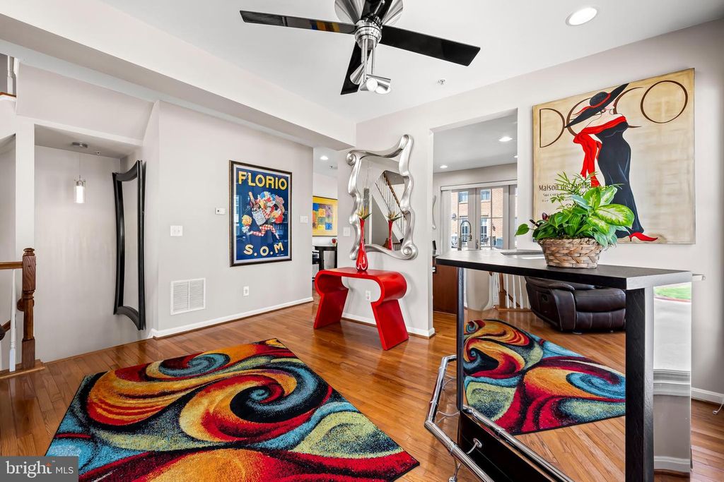 Image 10 of property listing at 2618 LIGHTHOUSE LN, Baltimore, MD 21224