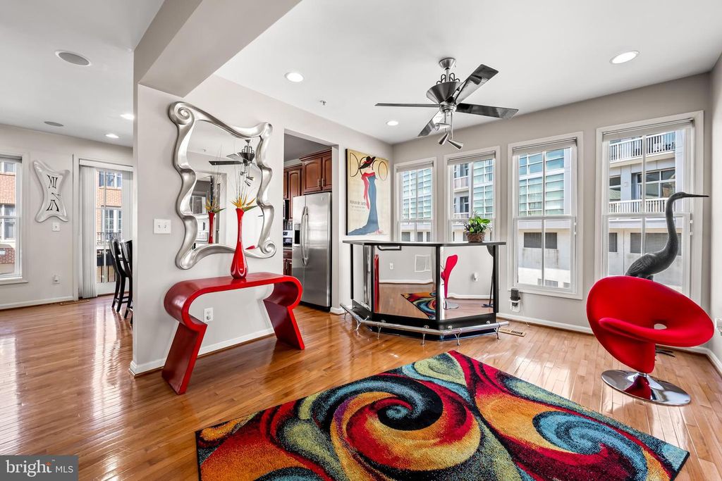 Image 11 of property listing at 2618 LIGHTHOUSE LN, Baltimore, MD 21224