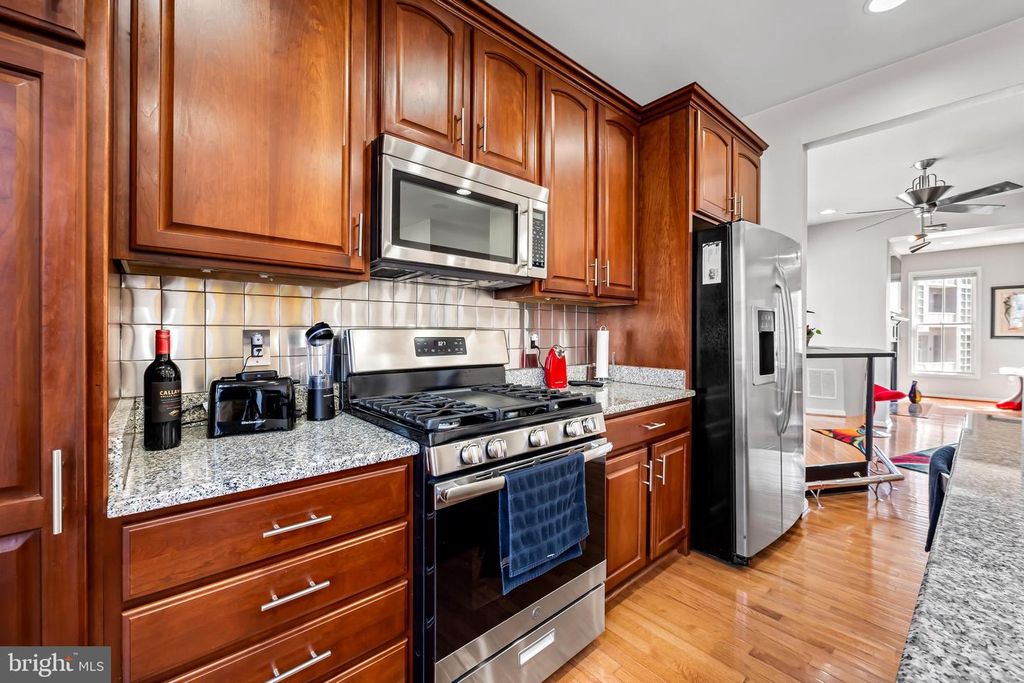 Image 16 of property listing at 2618 LIGHTHOUSE LN, Baltimore, MD 21224