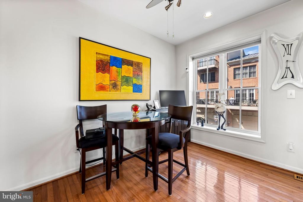 Image 18 of property listing at 2618 LIGHTHOUSE LN, Baltimore, MD 21224