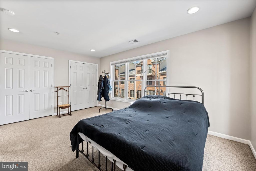 Image 24 of property listing at 2618 LIGHTHOUSE LN, Baltimore, MD 21224