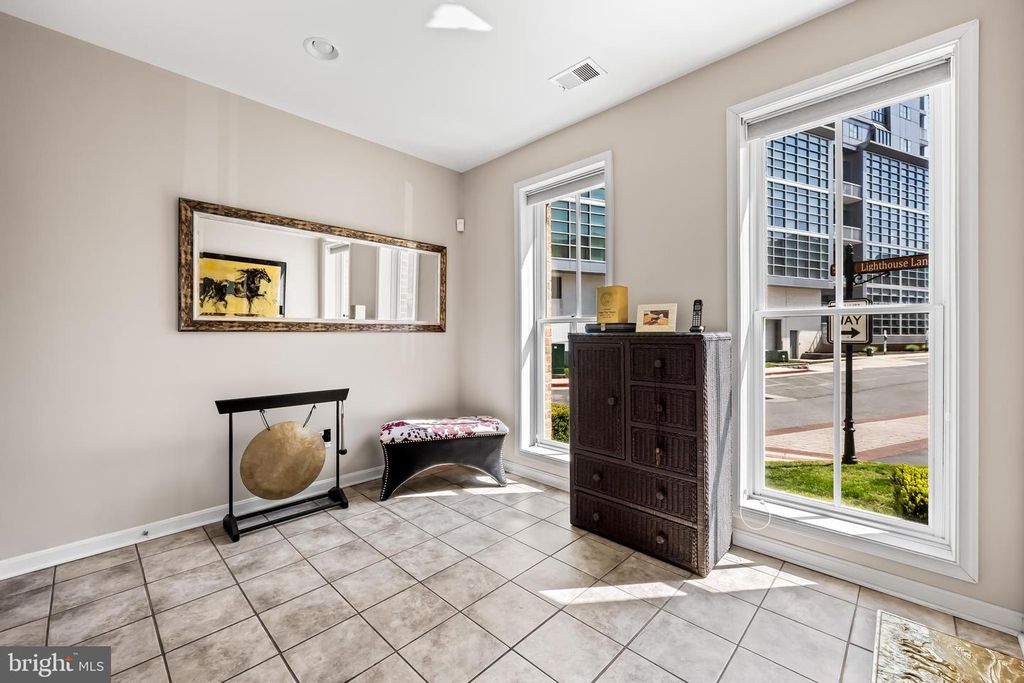 Image 6 of property listing at 2618 LIGHTHOUSE LN, Baltimore, MD 21224