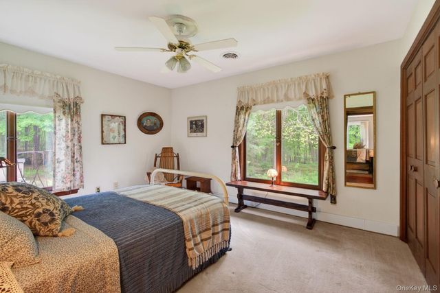 101 Tuytenbridge Road, Lake Katrine, NY 12449