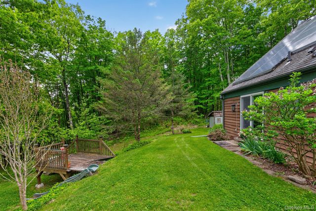 101 Tuytenbridge Road, Lake Katrine, NY 12449