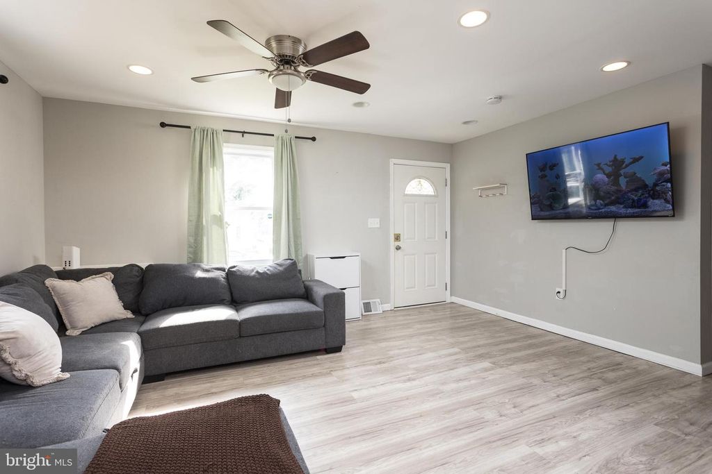 113 ALCOCK RD, Essex, MD 21221