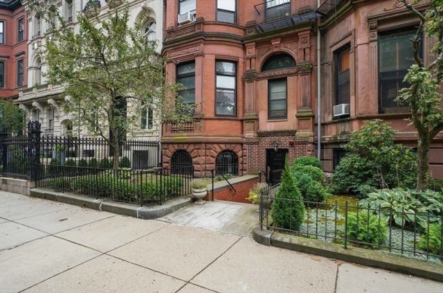 132 Commonwealth 9PH, Boston, MA 02116