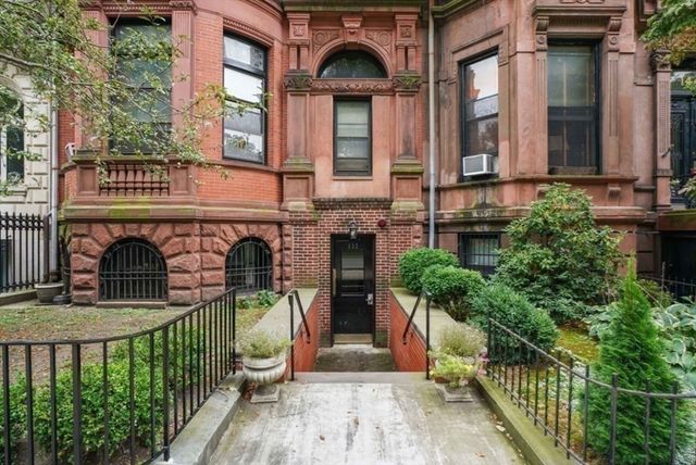 132 Commonwealth 9PH, Boston, MA 02116