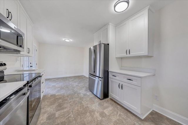 1602 Angus RD, Roanoke, VA 24017