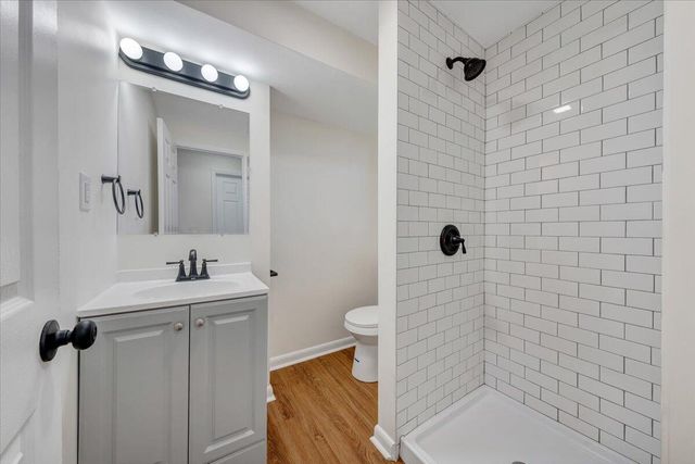 1602 Angus RD, Roanoke, VA 24017