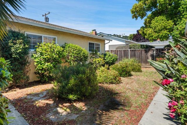 22426 Mcclellan Road, Cupertino, CA 95014