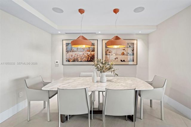 1000 S Pointe Dr 2802, Miami Beach, FL 33139