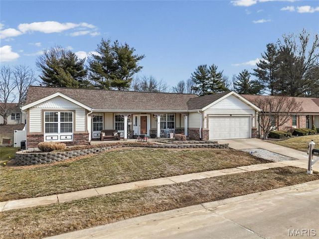 1048 Patience Drive, Florissant, MO 63034