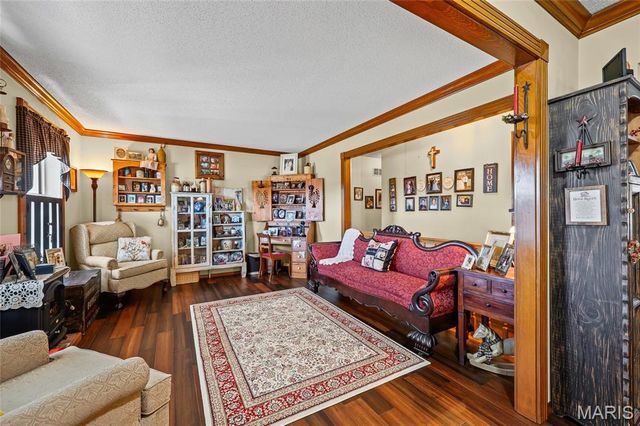 1048 Patience Drive, Florissant, MO 63034