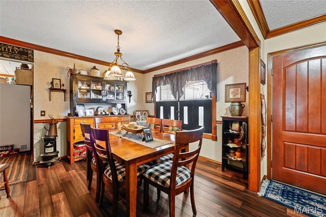 1048 Patience Drive, Florissant, MO 63034