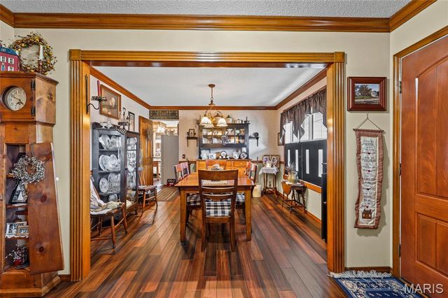 1048 Patience Drive, Florissant, MO 63034