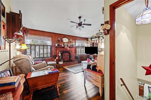 1048 Patience Drive, Florissant, MO 63034