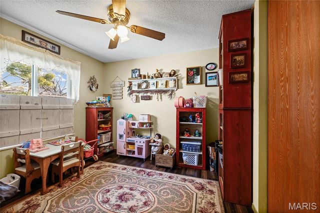 1048 Patience Drive, Florissant, MO 63034