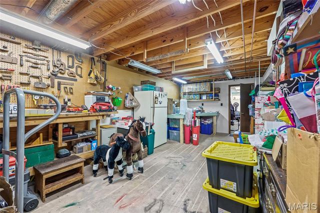 1048 Patience Drive, Florissant, MO 63034