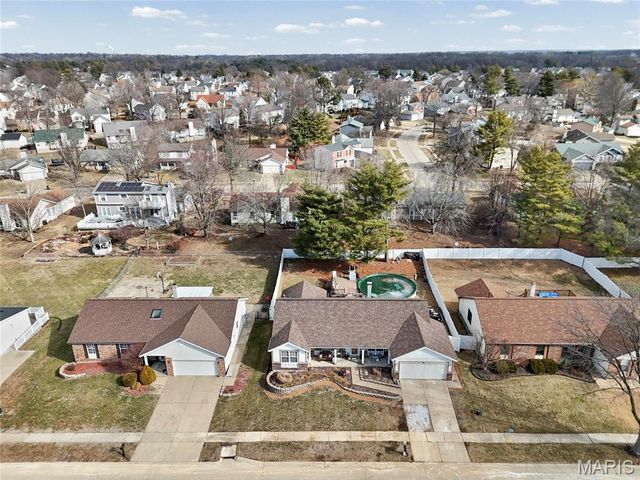1048 Patience Drive, Florissant, MO 63034
