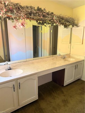 1520 Saybrook CV, Virginia Beach, VA 23464