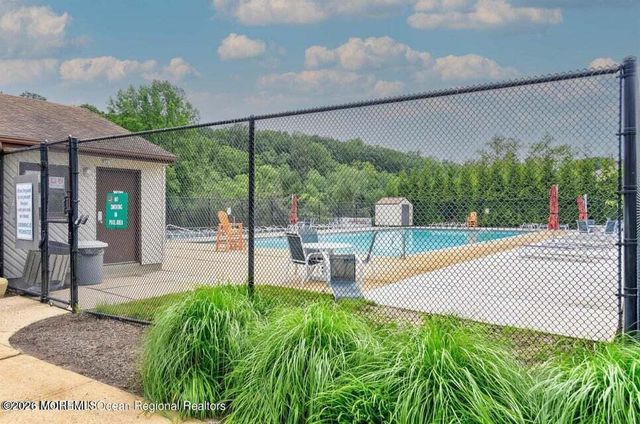 123 Tangerine Drive, Marlboro, NJ 07746