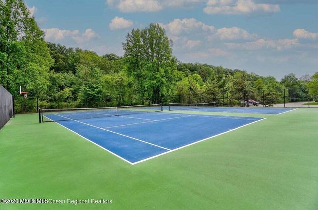 123 Tangerine Drive, Marlboro, NJ 07746