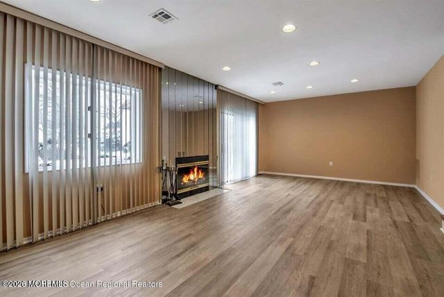 123 Tangerine Drive, Marlboro, NJ 07746