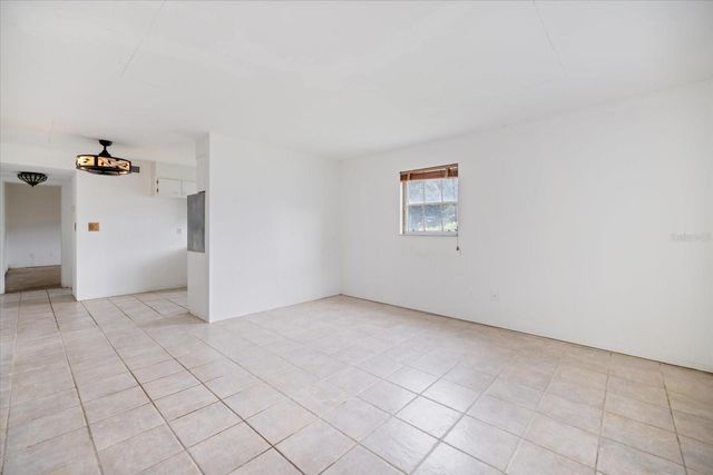 450 32ND AVENUE N 106W, St Petersburg, FL 33704